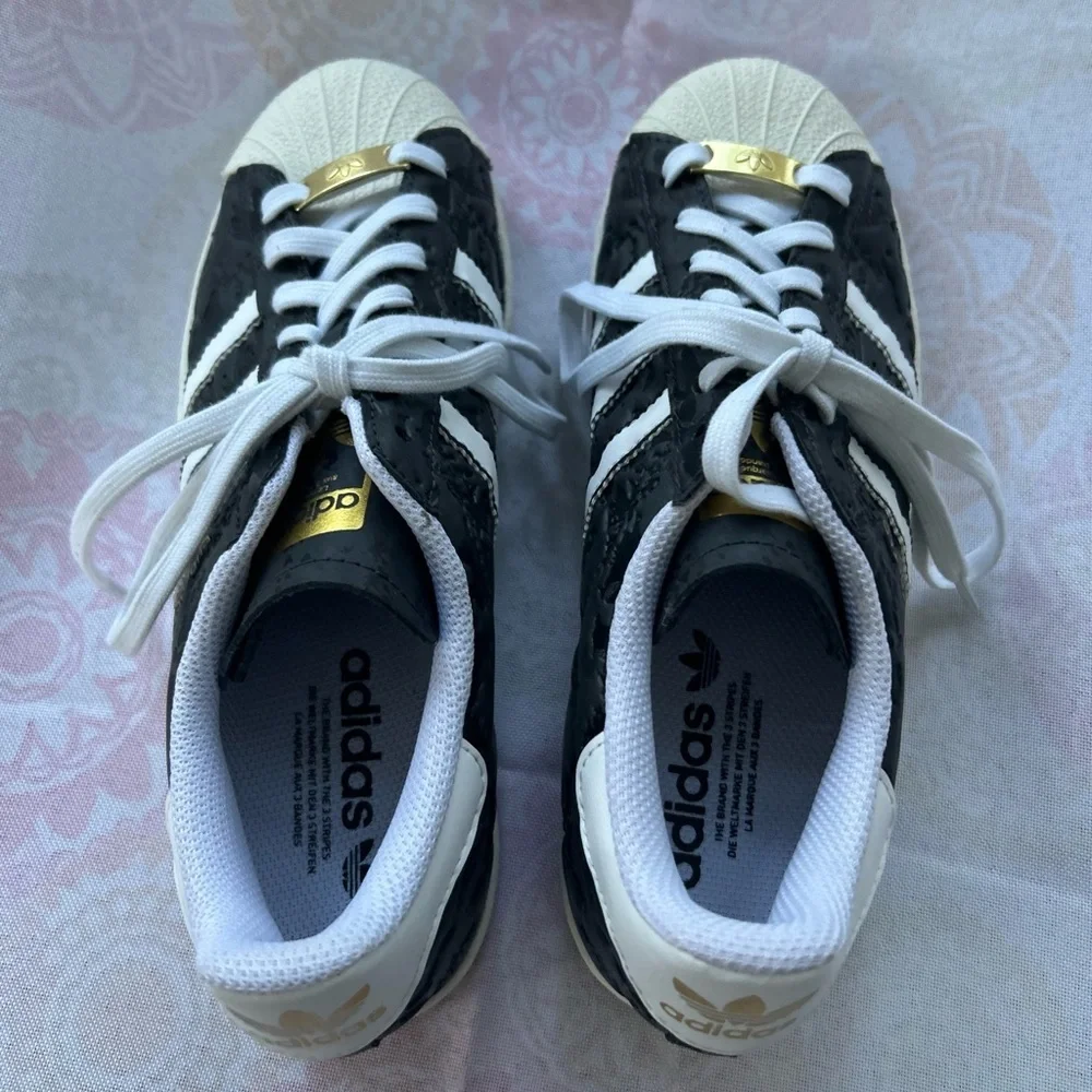 Adidas Originals Superstar Black Gold Size 8 Sneakers Camouflage EUC Men’s